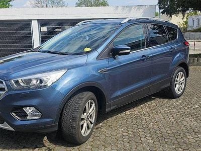 Second-hand Ford Kuga Cool & Connect 150 CP (110 kW) 2020 Albastru SUV