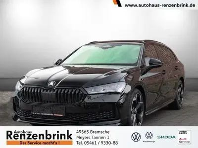 Neu Skoda Superb SportLine 150 PS (110 kW) 2025 Schwarz Kombi