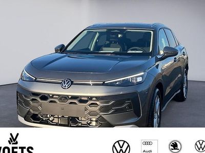 Nouă VW T-Roc Style 150 CP (110 kW) 2026 Gri SUV