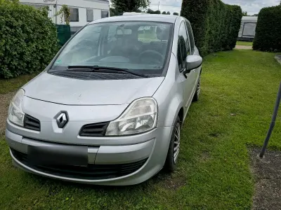 Gebraucht Renault Modus 86 PS (63 kW) 2010 Silber Van / Kleinbus