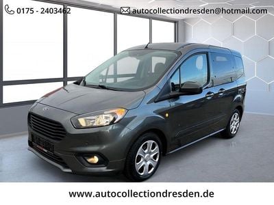 Gebraucht Ford Tourneo Courier Trend 101 PS (74 kW) 2018 Grau Van / Kleinbus