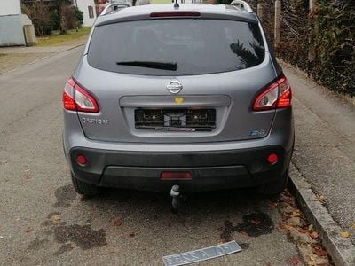 Grau Gebraucht 2012 Nissan Qashqai Tekna SUV | 8.100 € (Fairer Preis)