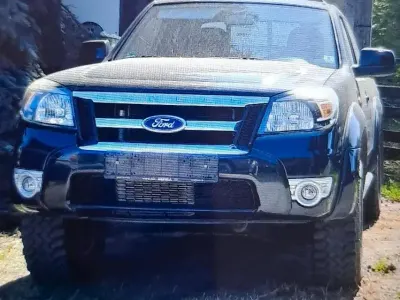 Gebraucht Ford Ranger 143 PS (105 kW) 2010 Schwarz Pickup