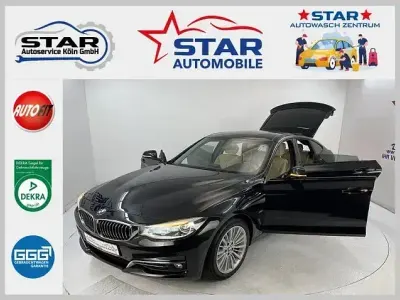 Gebraucht BMW 330 Luxury Line 252 PS (185 kW) 2018 Black sapphire metallic Kombi