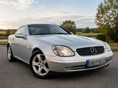Gebraucht Mercedes SLK230 193 PS (141 kW) 1998 Silber Cabrio