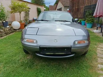 Używany Mazda MX5 90 KM (66 kW) 1996 Szary Kabriolet