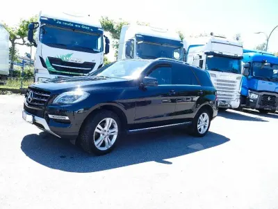 Gebraucht Mercedes ML350 258 PS (189 kW) 2013 Schwarz SUV