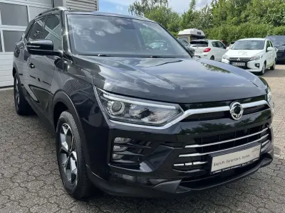 Usata SsangYong Korando Quartz 136 CV (100 kW) 2020 Nero SUV