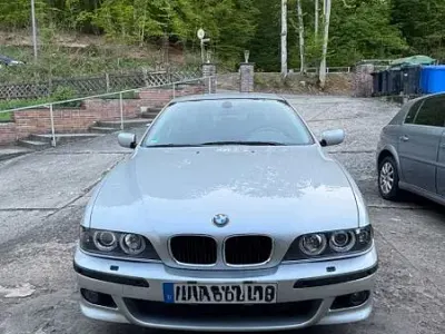 Second-hand BMW 520 M Sport 150 CP (110 kW) 2000 Argintiu Berlinǎ