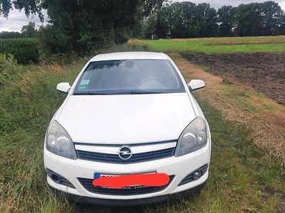 Opel Astra GTC
