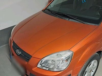 Gebraucht Kia Rio 97 PS (71 kW) 2008 Orange Limousine