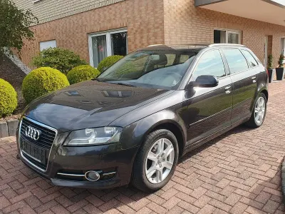 Gebraucht Audi A3 125 PS (91 kW) 2011 Grau Kleinwagen