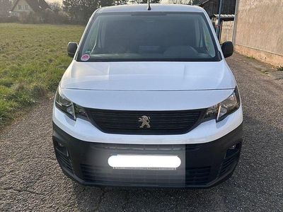 Gebraucht Peugeot Partner 75 PS (55 kW) 2019 Weiß Van / Kleinbus