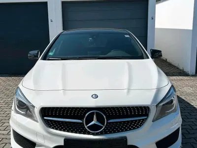 Gebraucht Mercedes CLA200 AMG line 156 PS (114 kW) 2015 Weiß Coupé