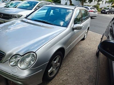 Mercedes C200