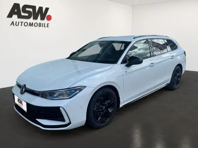 Gebraucht VW Passat R-line 150 PS (110 kW) 2026 Weiß Kombi