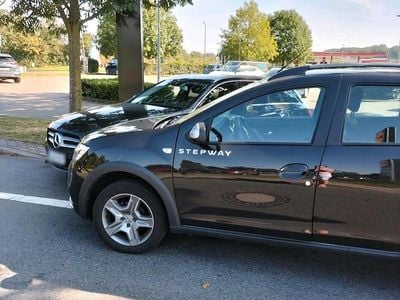 Second-hand Dacia Sandero Stepway 120 CP (88 kW) 2019 Negru Break