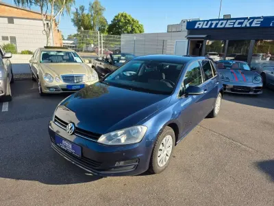 Second-hand VW Golf VII Trendline 105 CP (77 kW) 2013 Albastru Hatchback