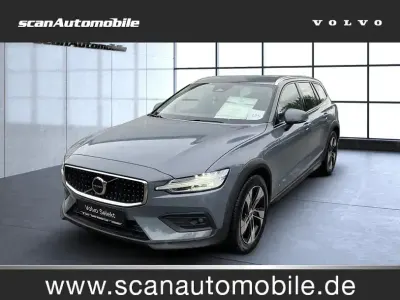 Gebraucht Volvo V60 CC Plus 197 PS (144 kW) 2023 Grau Kombi