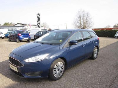 Gebraucht Ford Focus Trend 125 PS (91 kW) 2016 Blau Kombi