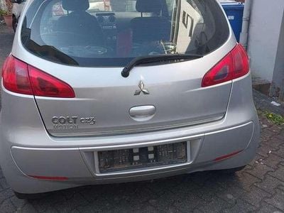 Usata Mitsubishi Colt Motion 75 CV (55 kW) 2006 Grigio Utilitaria