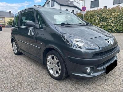Peugeot 1007