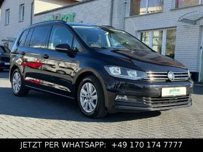 Gebraucht VW Touran IQ Drive 150 PS (110 kW) 2022 Schwarz Van / Kleinbus