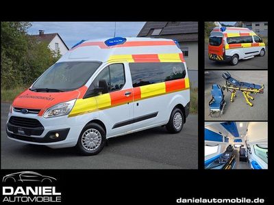 Weiß Gebraucht 2015 Ford Transit Custom Van / Kleinbus | 11.999 €