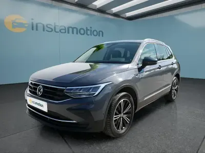 Gebraucht VW Tiguan 150 PS (110 kW) 2021 Grau SUV