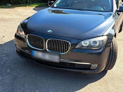 BMW 740