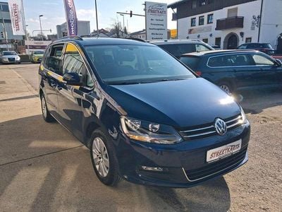 Gebraucht VW Sharan Comfortline 150 PS (110 kW) 2017 Blau Van / Kleinbus