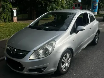 Gebraucht Opel Corsa 80 PS (58 kW) 2007 Silber Kleinwagen