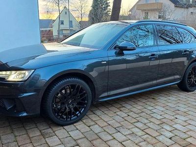 Grau Gebraucht 2019 Audi A4 Sport Kombi | 24.250 € (Fairer Preis)