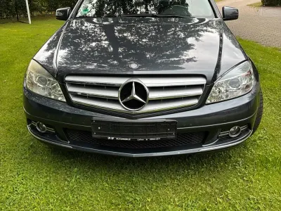 Gebraucht Mercedes C200 136 PS (100 kW) 2009 Grau Limousine
