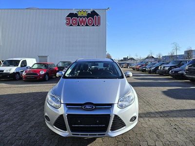 Gebraucht Ford Focus Trend 125 PS (91 kW) 2012 Silber Kombi