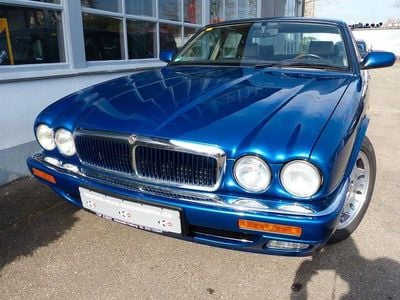 Gebraucht Jaguar XJ 241 PS (177 kW) 1997 Blau Limousine