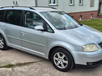 Gebraucht VW Touran Trendline 140 PS (102 kW) 2004 Silber Van / Kleinbus