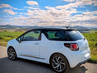 Gebraucht Citroën DS3 So Chic 110 PS (80 kW) 2015 Weiß Kleinwagen