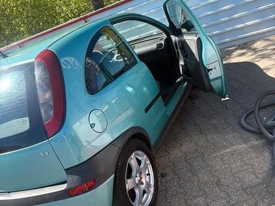 Gebraucht Opel Corsa 90 PS (66 kW) 2002 Grün Kleinwagen