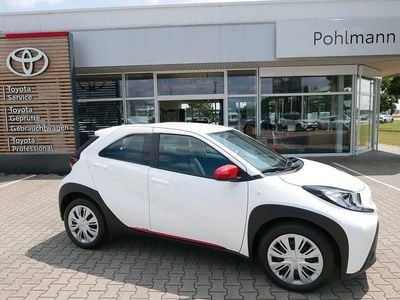Gebraucht Toyota Aygo X X-play 72 PS (52 kW) 2023 Weiß SUV