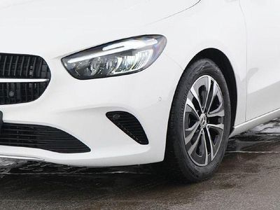 Gebraucht 2024 Mercedes B200 Van / Kleinbus | 30.280 € (Fairer Preis)