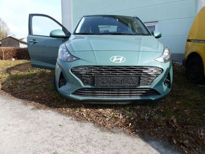 Neu Hyundai i10 Prime 79 PS (58 kW) 2025 Mangrovegrün Kleinwagen