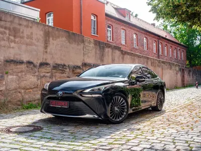 Gebraucht Toyota Mirai Advance 182 PS (133 kW) 2021 Schwarz Limousine