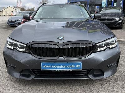 Gebraucht BMW 320 Sport Line 190 PS (139 kW) 2021 Grau Kombi