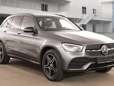 Brugt Mercedes GLC300 AMG 245 HK (180 kW) 2021 Grå Sedan