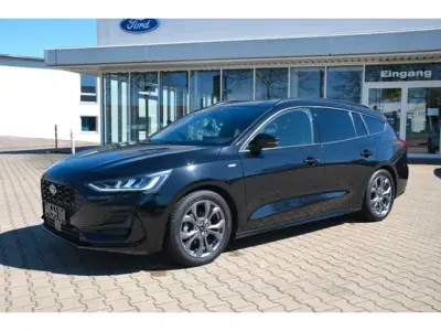 Używany Ford Focus 125 KM (91 kW) 2024 Czarny Kombi