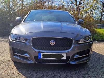 Gebraucht Jaguar XE R-Sport 163 PS (119 kW) 2017 Grau Limousine