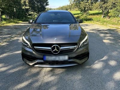 Mercedes CLA45 AMG