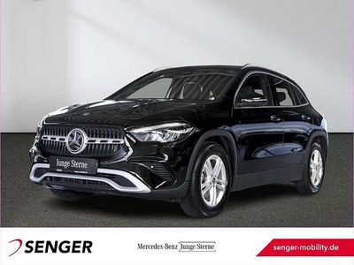 Gebraucht Mercedes GLA200 163 PS (119 kW) 2024 Unilack nachtschwarz SUV