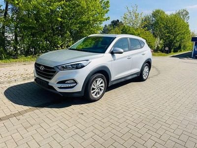 Brugt Hyundai Tucson Intro Edition 177 HK (130 kW) 2016 Sølv SUV
